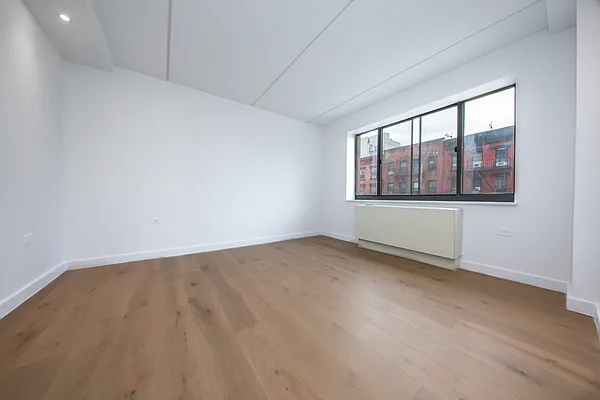 Rented by REAL New York | media 17