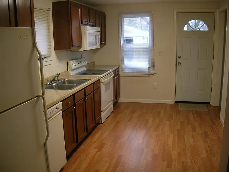 20036 Seminole — Photo 2