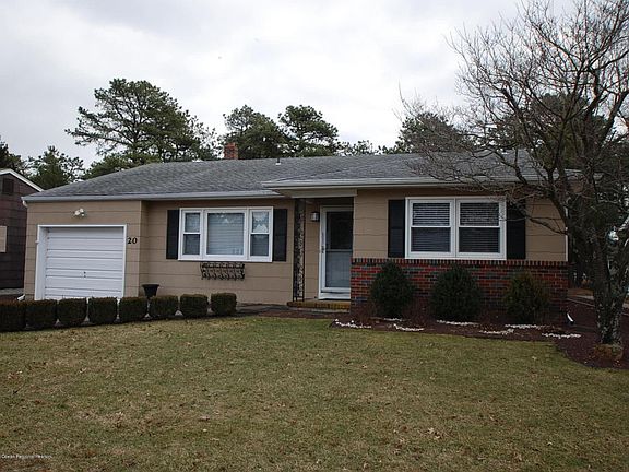 2nd image of 20 Beaverbrook Dr