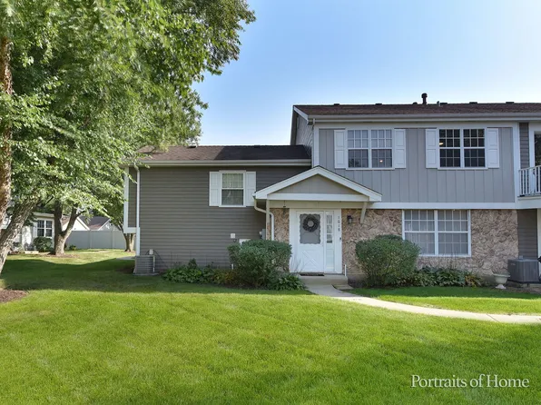 1618 Timber Trl #11C, Wheaton, IL 60189