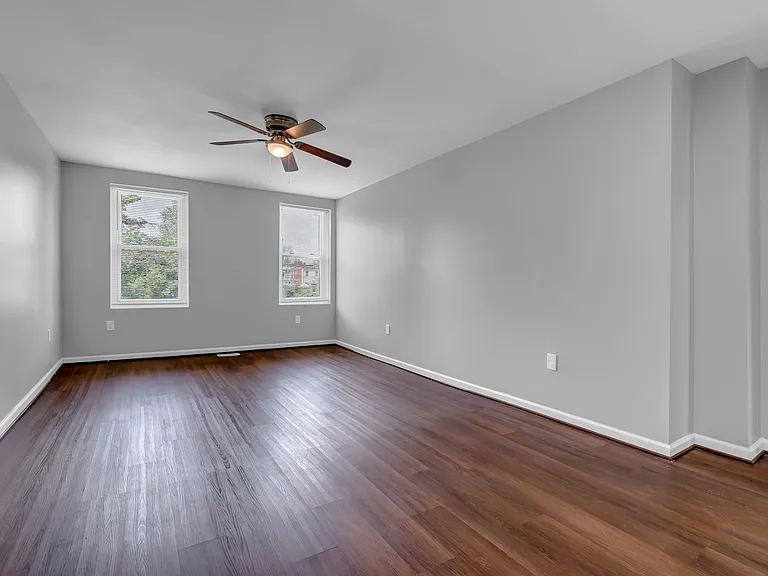 2103 Chelsea Ter #2 — Photo 16