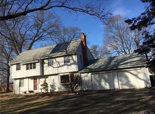 532 Mulberry St, Windsor Locks, CT 06096