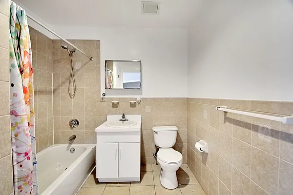 Rented by Pistilli Realty Group | media 15