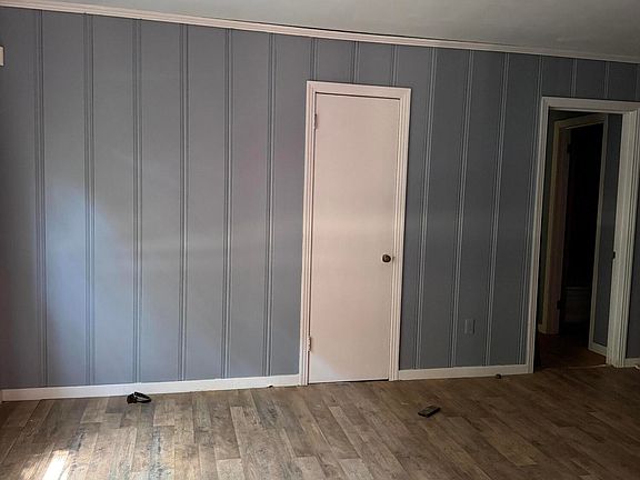 4th image of 2247 Alta Woods Ter