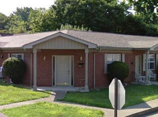 212 Broad St, Jellico, TN 37762