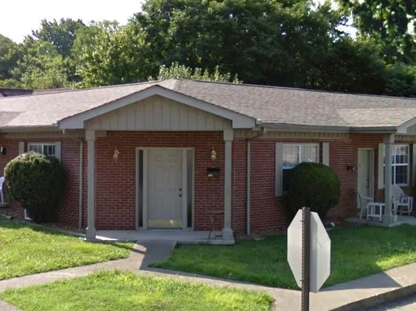 212 Broad St, Jellico, TN 37762
