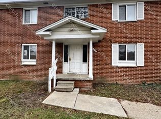 3478 Ridgecliffe Dr, Flint, MI 48532