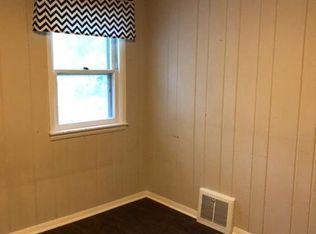 25 N Huffman St, Naperville, IL 60540