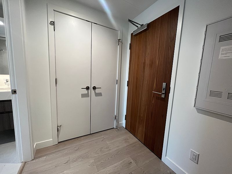 Burnaby Apartment for rent - 1 Bedroom — photo 2