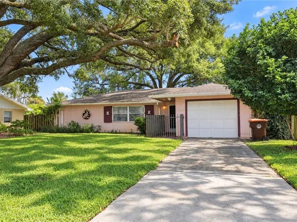 146 11th Ct, Vero Beach, FL 32962