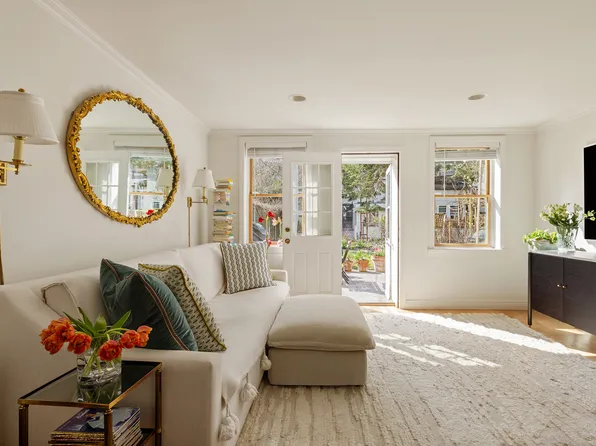 16 Strong Place image 1 of 15