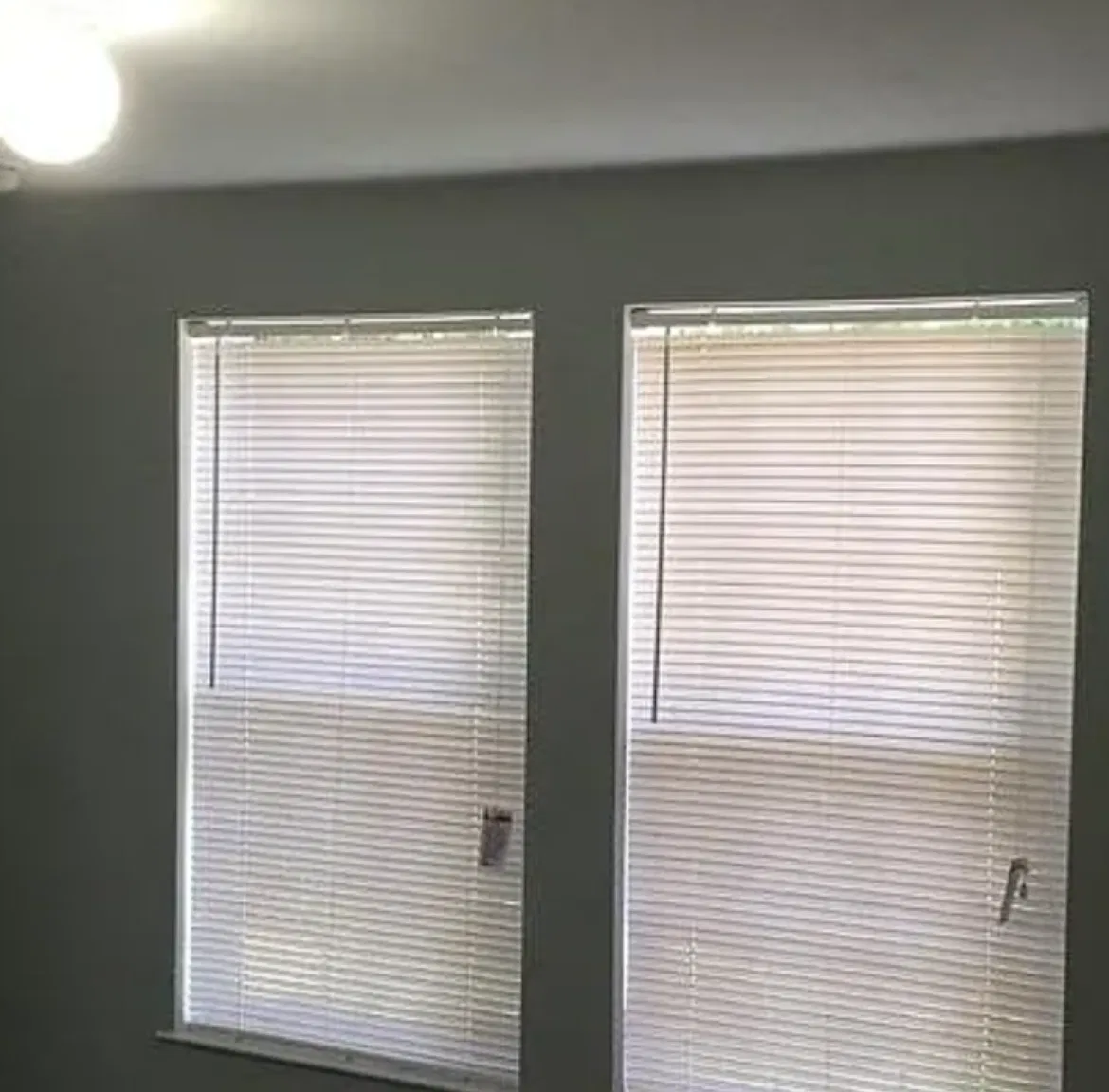 3 bed, 2100 sqft, $2,500 — Photo 4