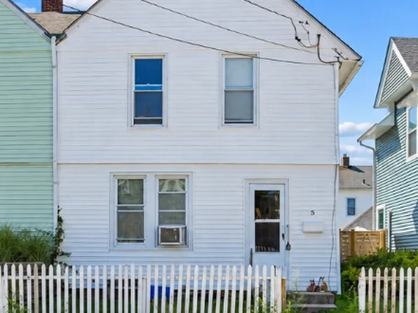 5 Bradley Street, Stonington, CT 06378