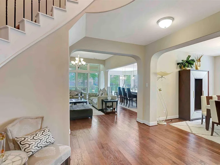 39 E Wading Pond Cir — Photo 16