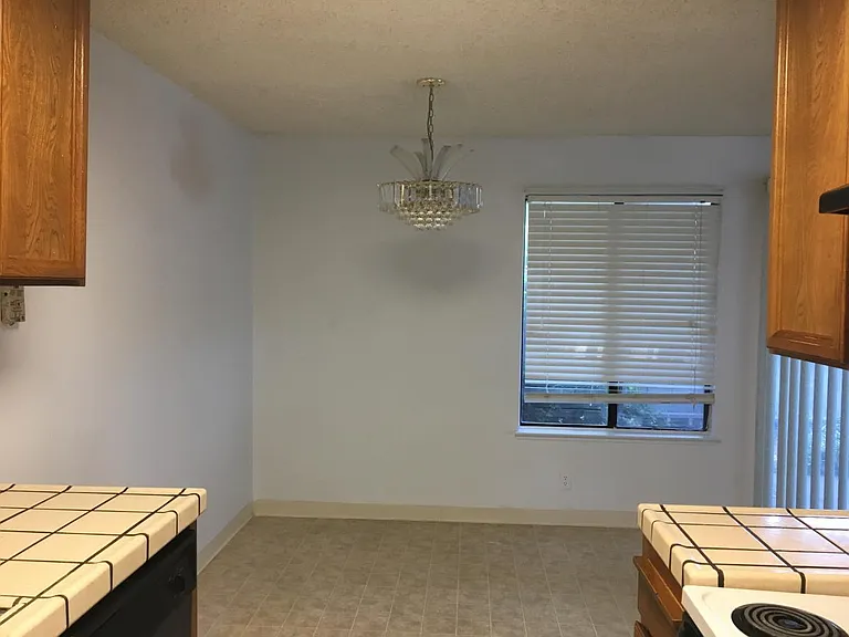 6342 Joaquin Murieta Ave — Photo 10