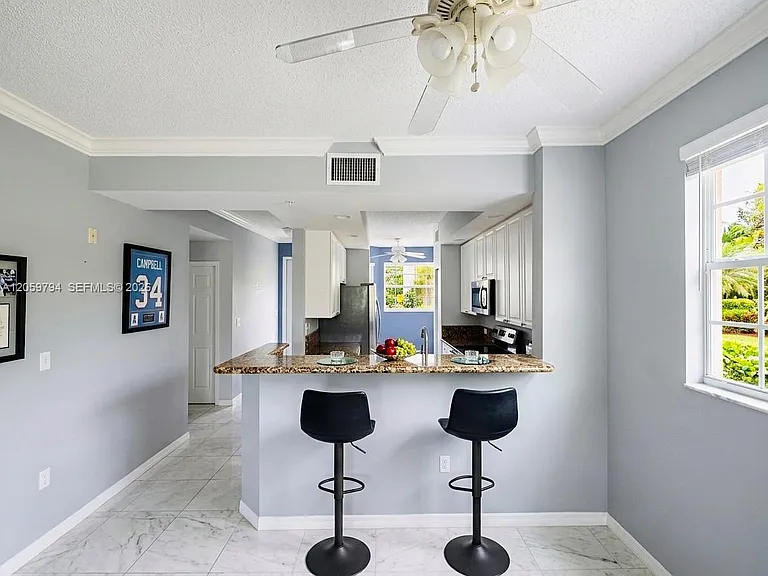 26 Royal Palm Way #201 — Photo 10
