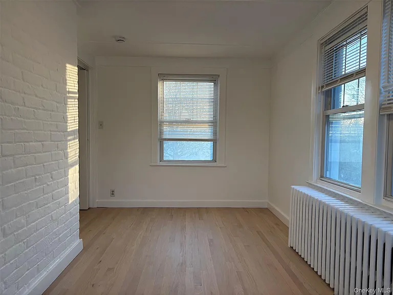 82 Putnam Ave — Photo 29