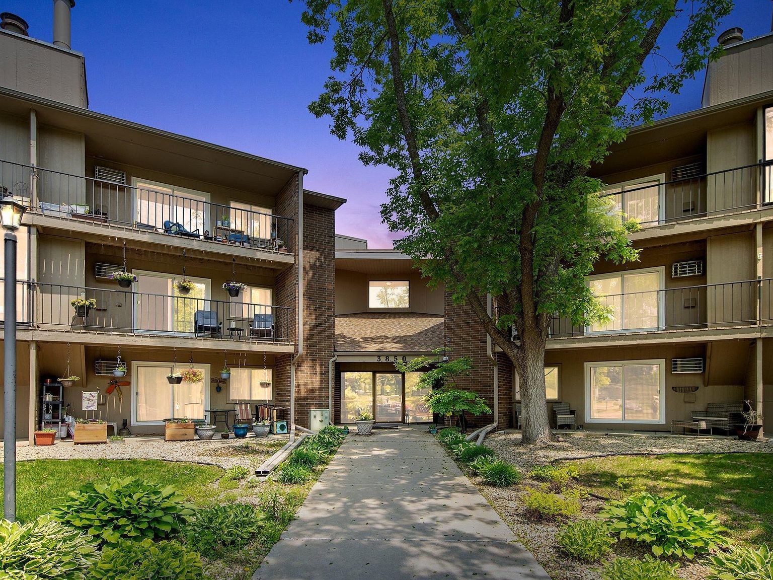 3850 Plymouth Blvd APT 213, Plymouth, MN 55446 Zillow