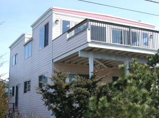 49 E Lighthouse Walk, Kismet, NY 11706