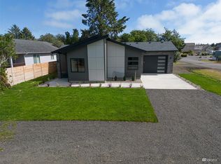 815 Shark Ct SW, Ocean Shores, WA 98569