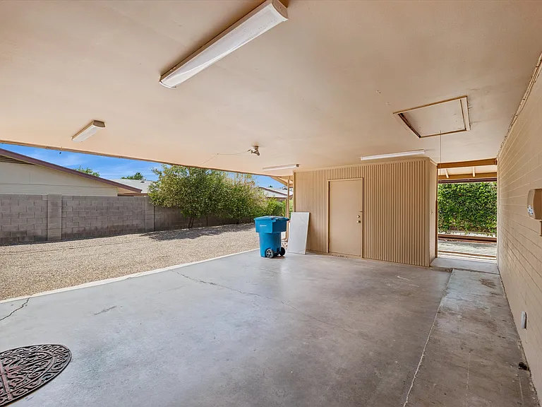 4819 E Cambridge Ave #1 — Photo 34