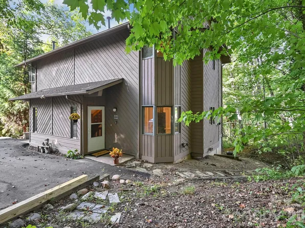 305 Piney Mountain Dr, Asheville, NC 28805