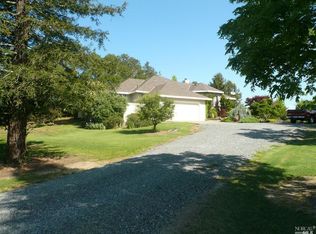 201 Chiquita Rd, Healdsburg, CA 95448