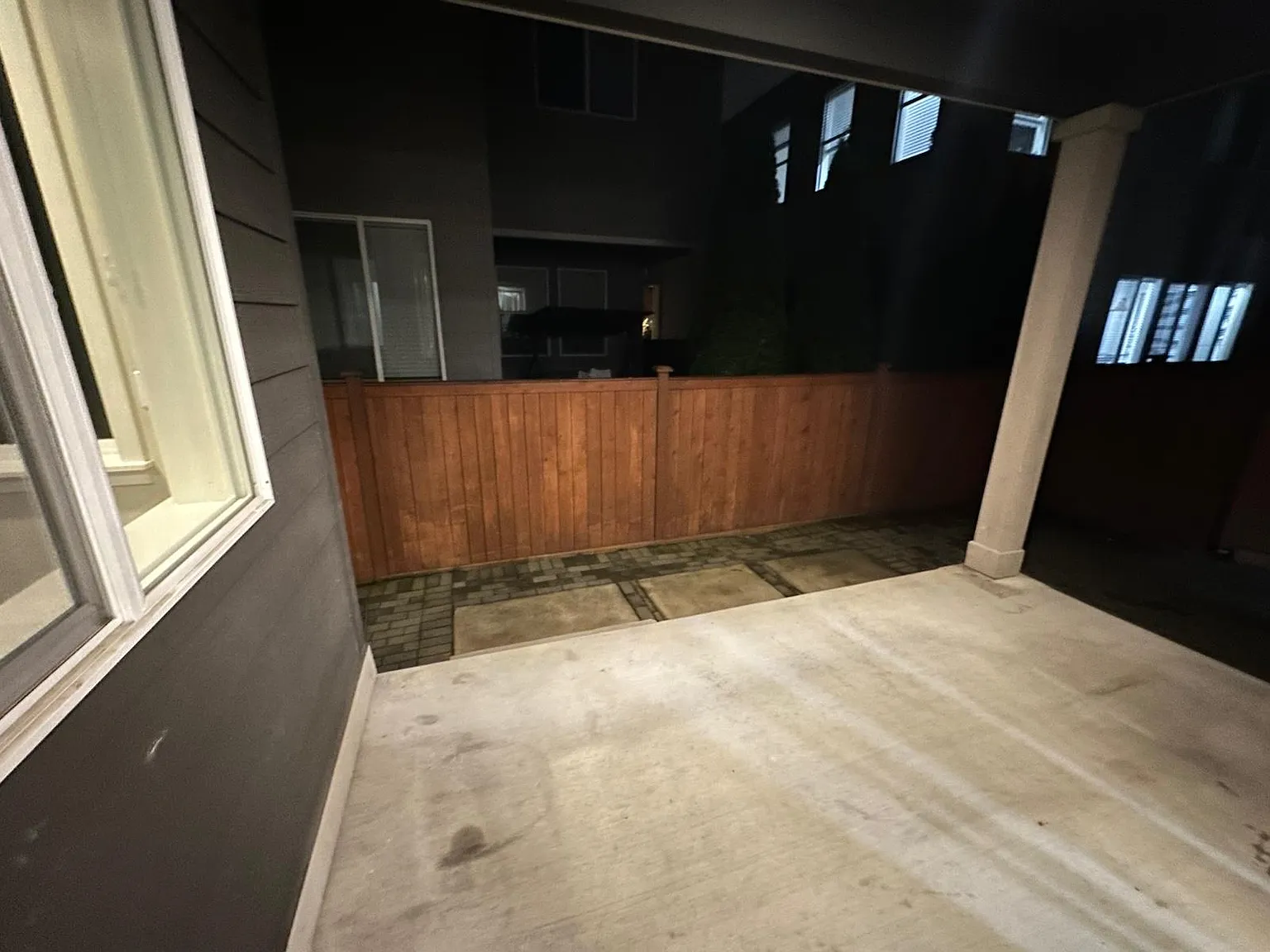 4 bed, 2484 sqft, $3,600 — Photo 2