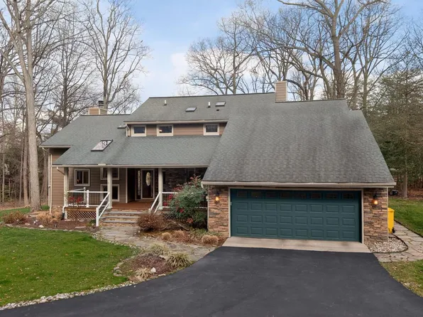 1585 Marco Dr, Pasadena, MD 21122