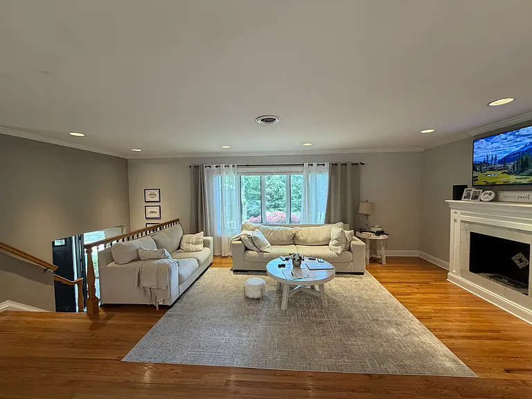 31 Clinton Ln — Photo 9