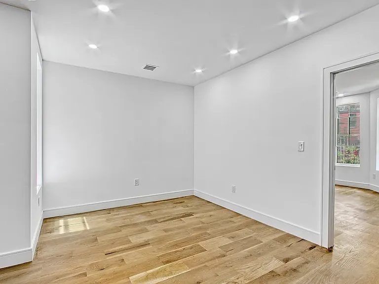 59 Arlington Ave #3 — Photo 5