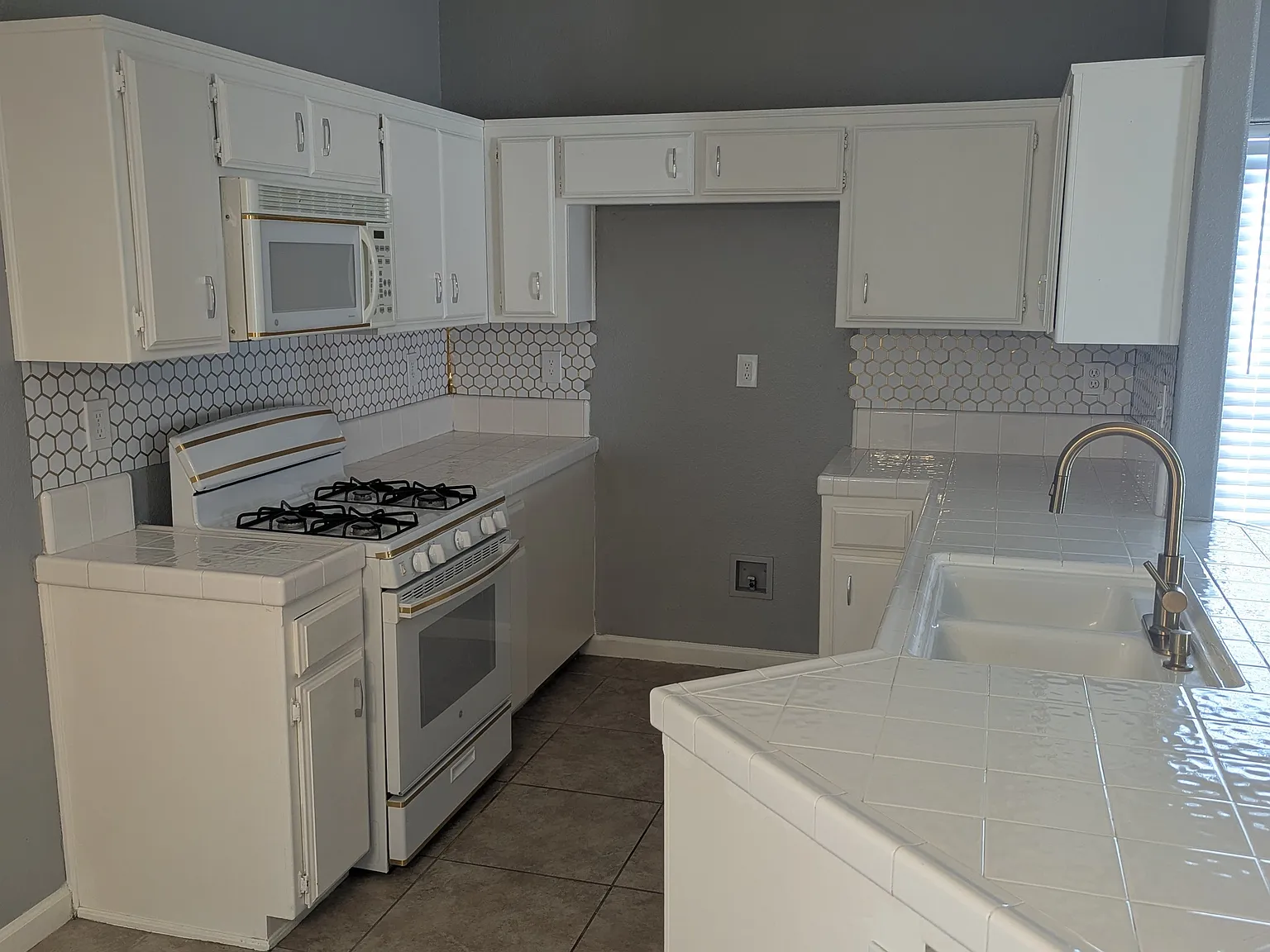 5611 Pine Canyon Dr — Photo 4
