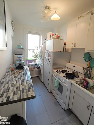 Rented by Brown Harris Stevens | media 8