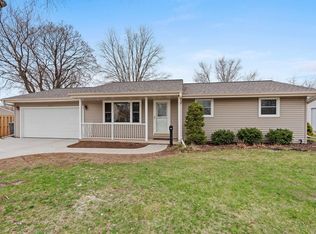 604 E Allouez Ave, Green Bay, WI 54301