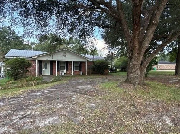 204 Pawnee Cir, Saraland, AL 36571