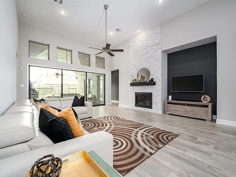 2511 Marble Hill Dr — Photo 12