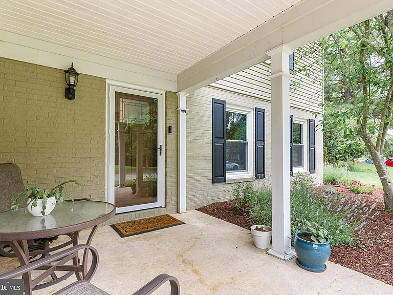 15005 Narrows Ln — Photo 4