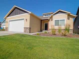 13421 N Shimmering Ct, Rathdrum, ID 83858
