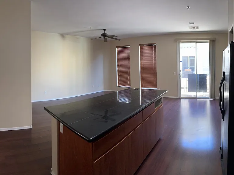 22125 N 29th Ave #123 — Photo 6