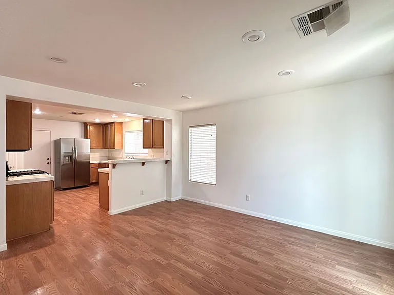 560 Playa Linda Pl — Photo 7