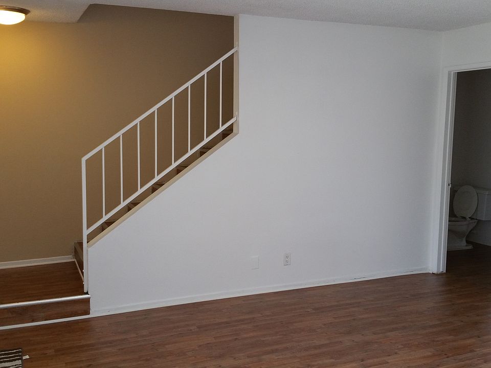 1st image of 13300 Doty Ave APT 257