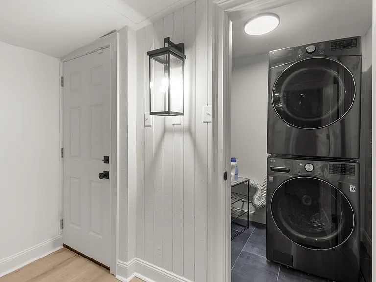220 Brooklyn Ave #220 — Photo 13
