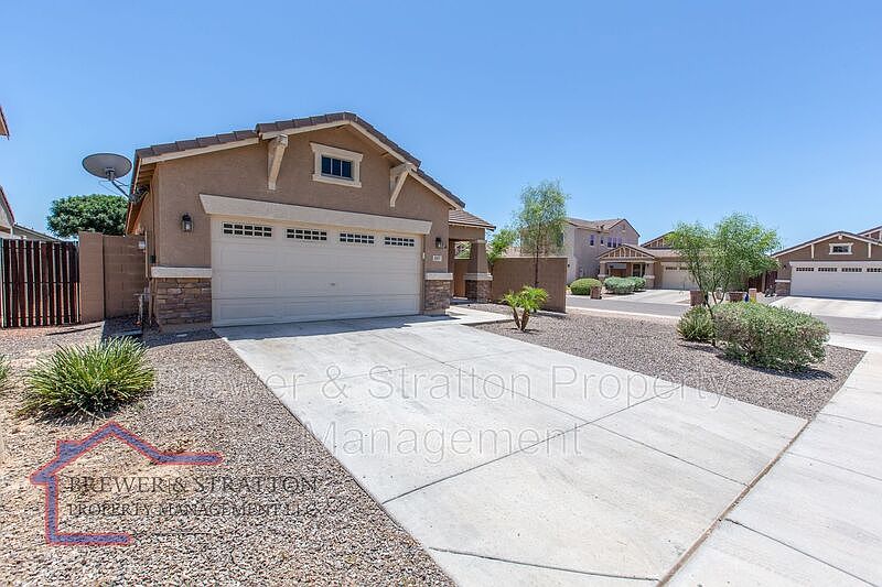 1st image of 1809 W Corriente Dr