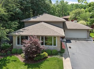 6301 Barbara Ave, Tinley Park, IL