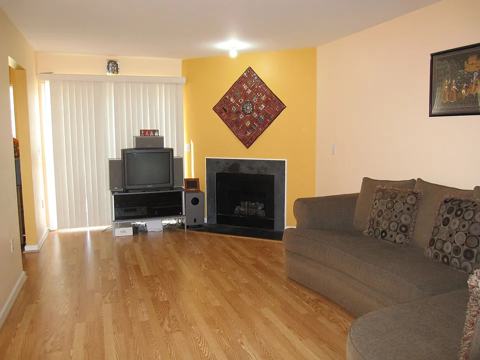 Living room with gas fireplace