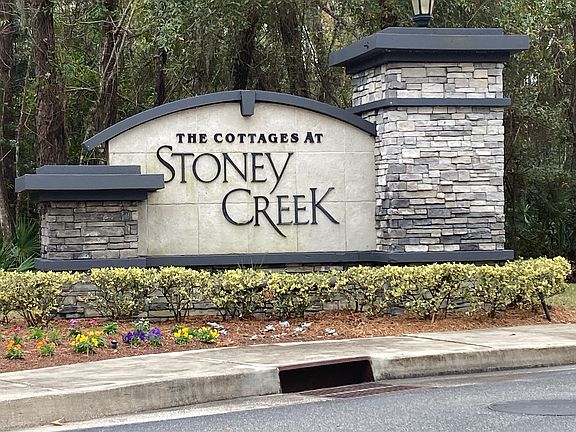 Stoney Creek Community Entrance