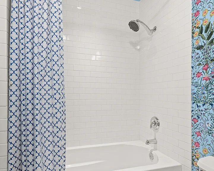 1920 Adelicia St #305 — Photo 21
