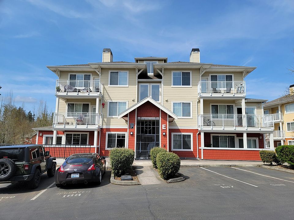 1st image of 517 225th Ln NE APT E101