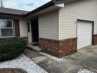 1st image of 2130 Ivy Ct