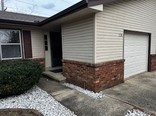 2130 Ivy Ct, Champaign, IL 61821